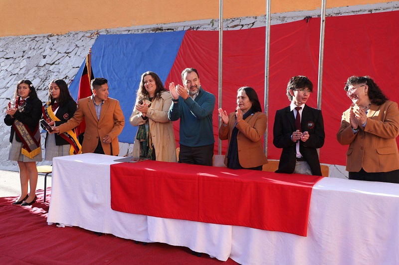 El día de la erradicación del trabajo infantil se recordó en la Unidad Educativa Ricardo Chiriboga