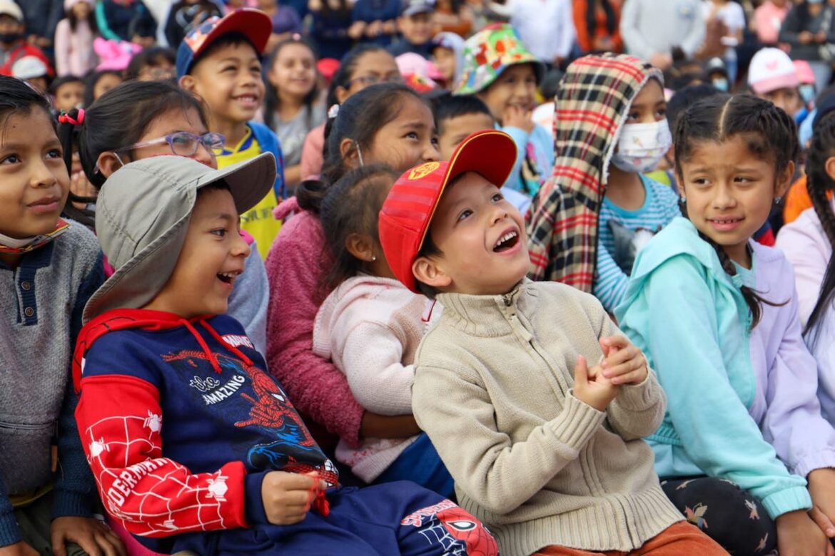 Asistencia masiva y mucha alegría en la inauguración del campamento vacacional “Sonrisas de Verano 2023”