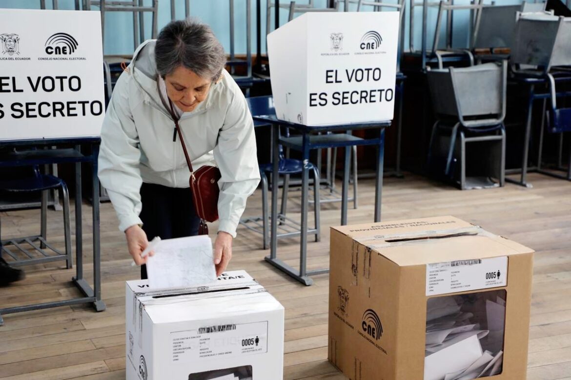 Los ecuatorianos volverán a las urnas el próximo 15 de octubre en la segunda vuelta electoral