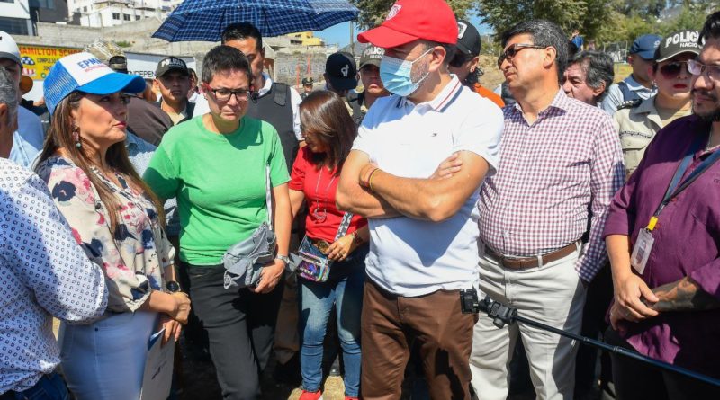 Alcalde de Quito se reunió con los vecinos y recorrió Carcelén Bajo