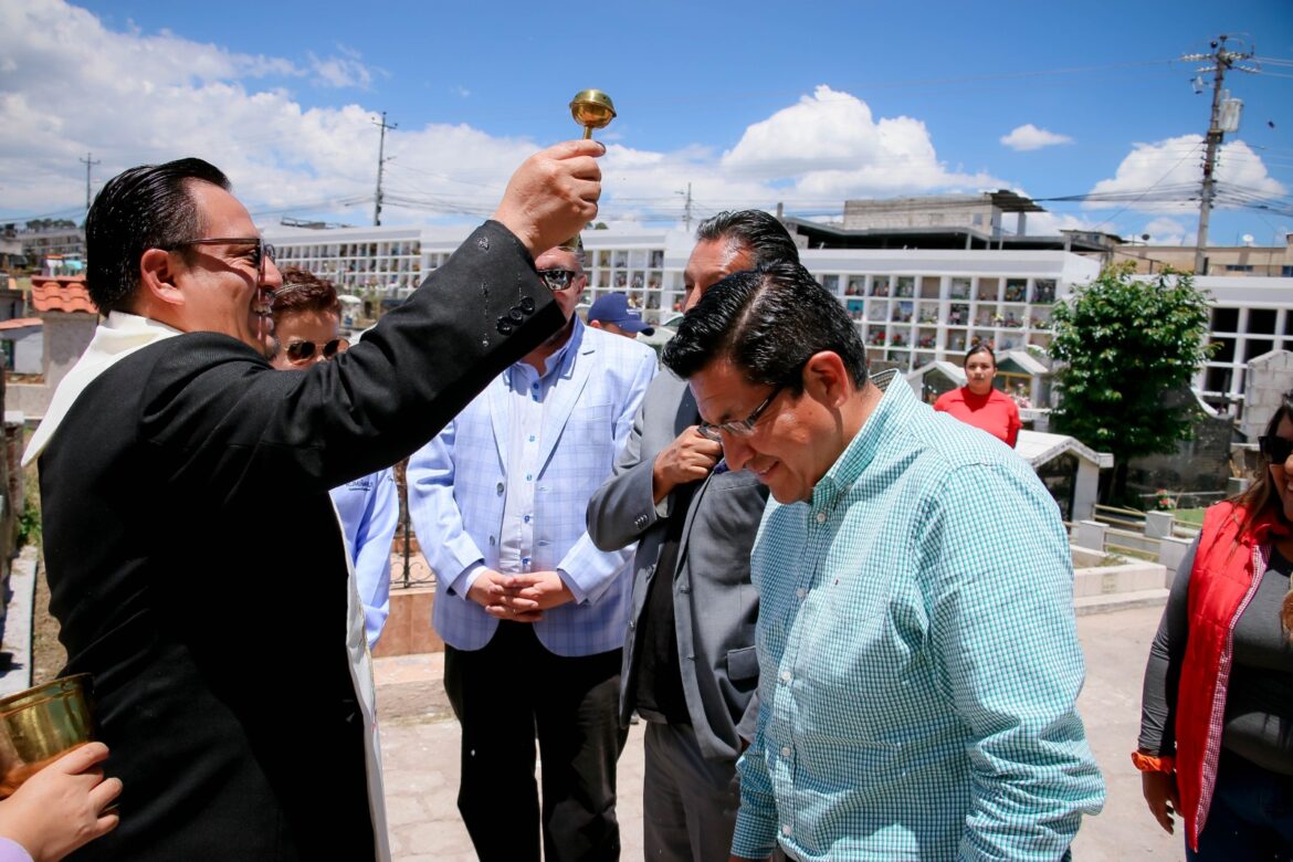 Cementerio Municipal recibió nichos