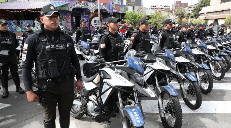 Municipio de Quito fortalece la seguridad en La Mariscal con la entrega de motocicletas para la Policía Nacional