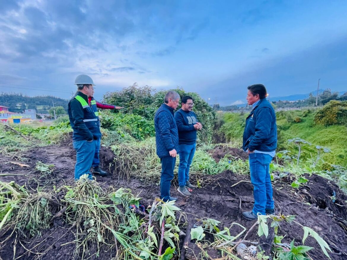 Municipio de Rumiñahui impulsa limpieza en cauces de ríos