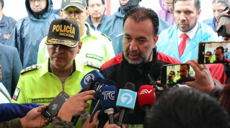 Tres centros de control tras aluvión en la Gasca, informa el alcalde Pabel Muñoz