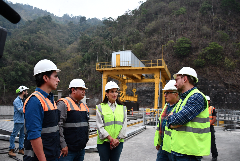 Inicia la cuenta regresiva para la generación de energía de Toachi Pilaton después de 14 años