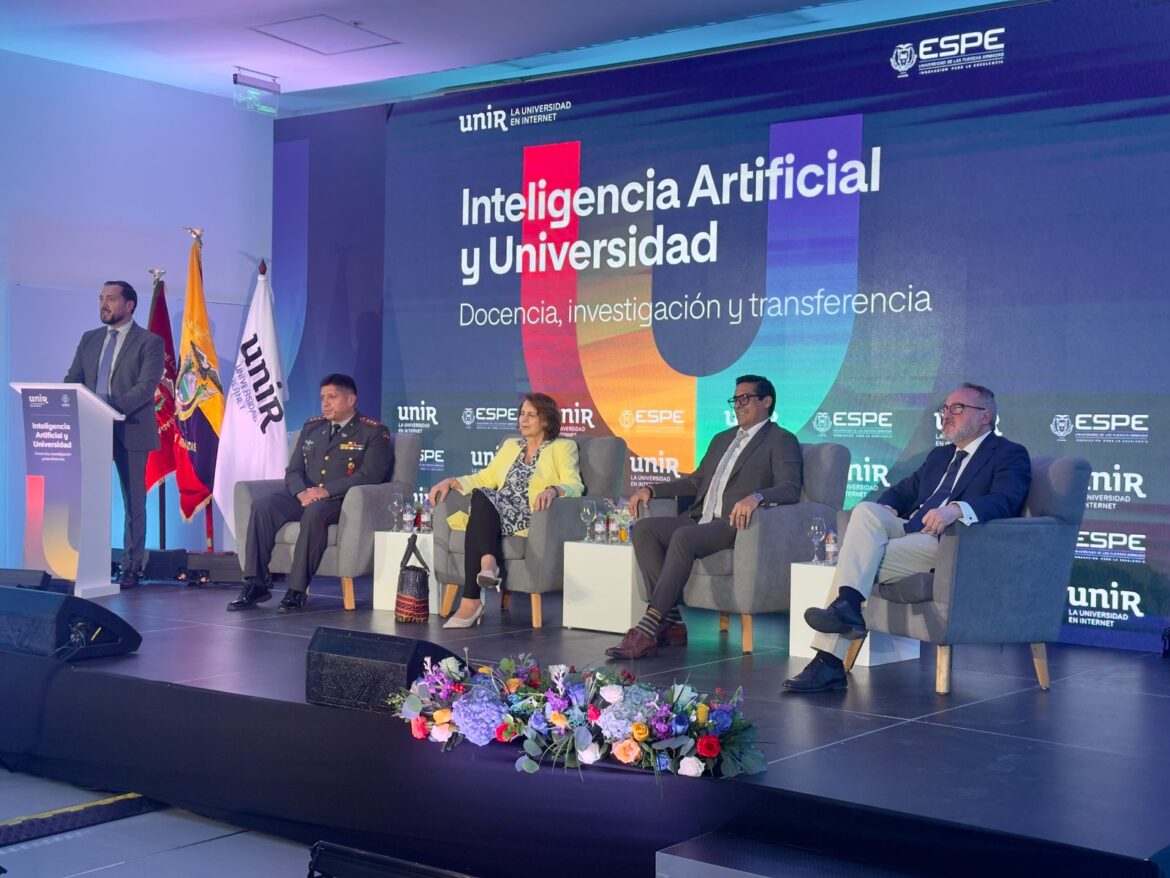 Más de 9.500 docentes universitarios participan en seminario internacional para analizar la IA en la educación superior y su uso ético y responsable