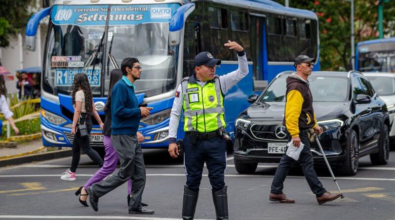 AMT despliega operativo especial por el feriado del 10 de Agosto