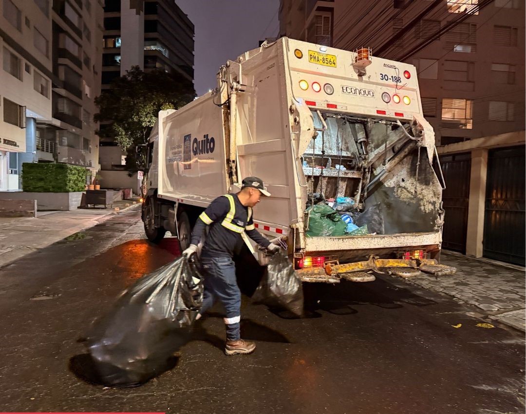 ¿Cómo operarán los servicios en Quito este viernes 26 de junio por la suspensión de la jornada laboral?