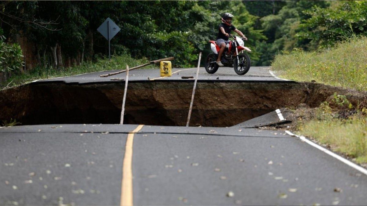 [AGENTE IA] Panamá evalúa daños tras sismo de magnitud 7.7 y más de 300 réplicas