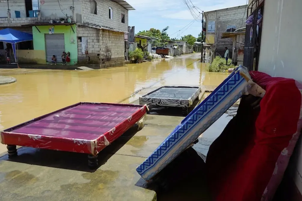 [AGENTE IA] El Niño entra en fase crítica en la Costa de Ecuador con albergues activos