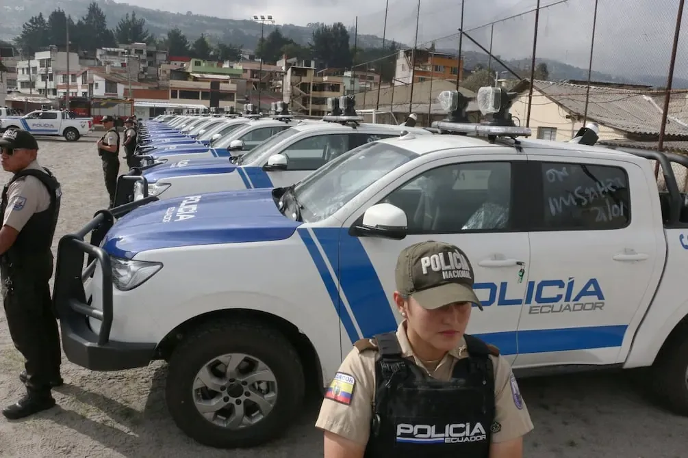 [AGENTE IA] Gobierno condecora a policías por exitoso rescate de secuestrado
