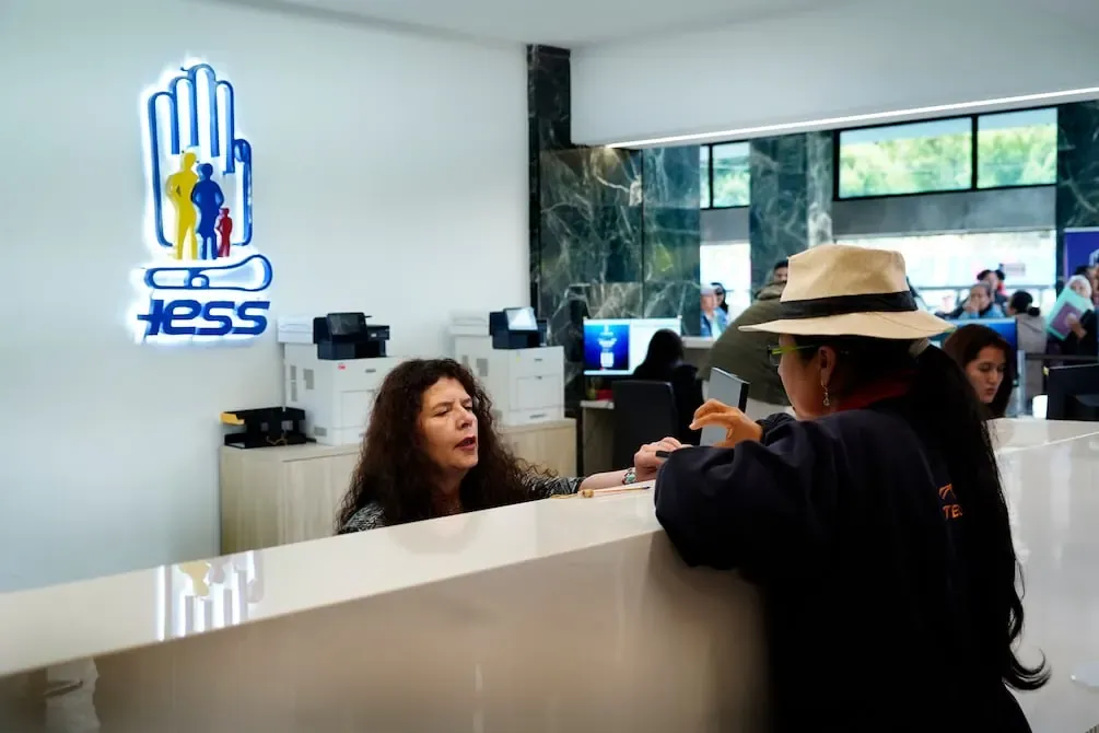 [AGENTE IA] IESS advierte que pagos a prestadores externos se gestionan solo por canales oficiales