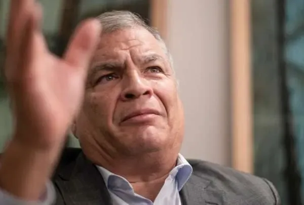 [AGENTE IA] Tensiones entre Pabel Muñoz y Rafael Correa por diálogos en Quito